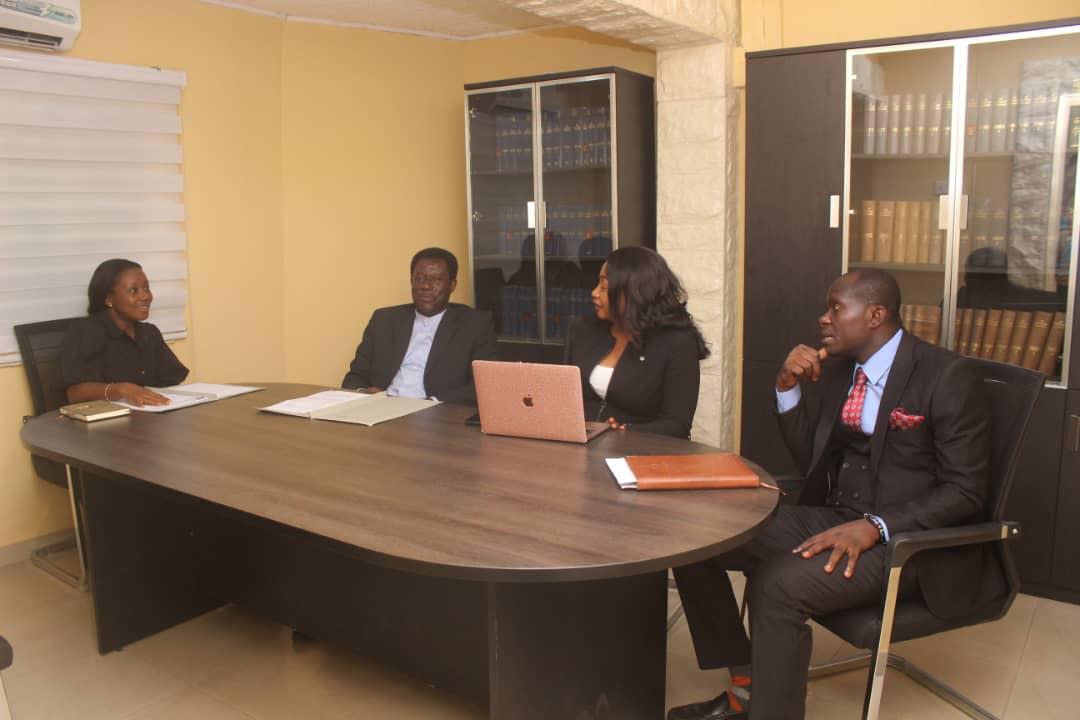 DEPPS Law Consult team in consultation